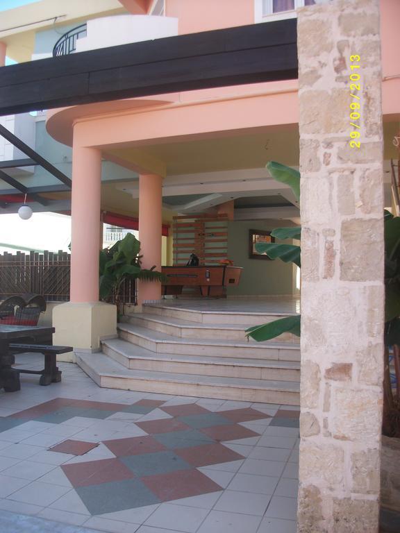 Pelagia Maria Malia Apartment Luaran gambar