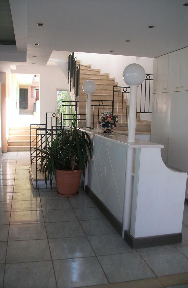 Pelagia Maria Malia Apartment Luaran gambar